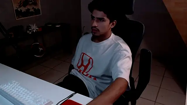 Snapshot of Thieves9 chatting on 16, 12, 2025 Thieves9 online show from 16, 12, 2025