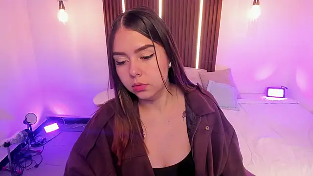 ArianaBaker online show from 11, 3, 2026