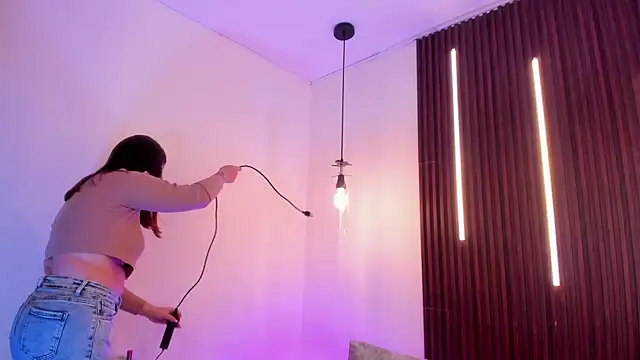 ArianaBaker online show from 1, 4, 2026