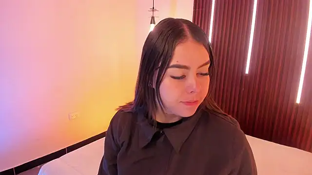 ArianaBaker online show from 6, 4, 2026