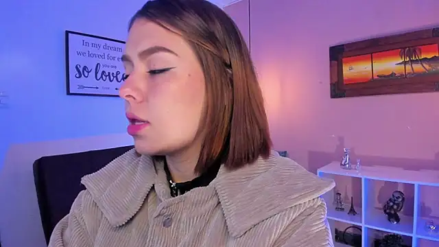 ArianaBaker online show from 2, 3, 2025