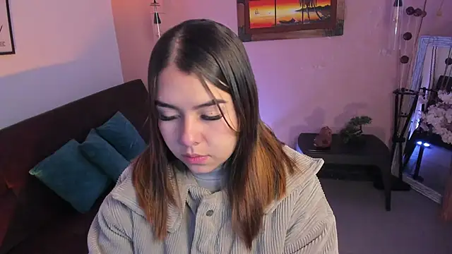 Snapshot of ArianaBaker chatting on 17, 11, 2025 ArianaBaker online show from 17, 11, 2025