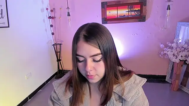 Snapshot of ArianaBaker chatting on 25, 11, 2025 ArianaBaker online show from 25, 11, 2025