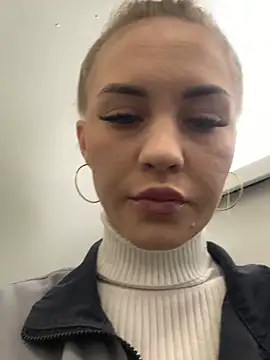 DreamGirl-777 online show from 21, 3, 2025