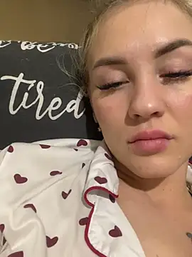 DreamGirl-777 online show from 30, 1, 2025