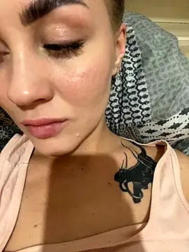 DreamGirl-777 online show from 22, 10, 2025