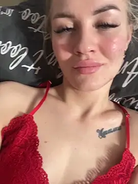 DreamGirl-777 online show from 5, 2, 2025