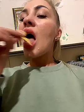 DreamGirl-777 online show from 28, 10, 2025