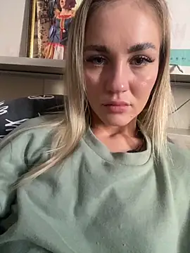 DreamGirl-777 online show from 25, 9, 2025