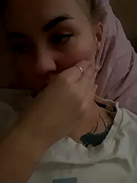 DreamGirl-777 online show from 9, 11, 2025