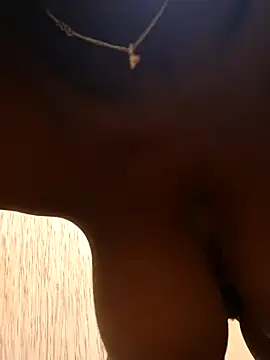 Swirly blac online show from 15, 12, 2025