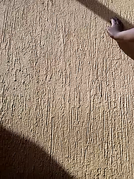 Swirly blac online show from 1, 4, 2026