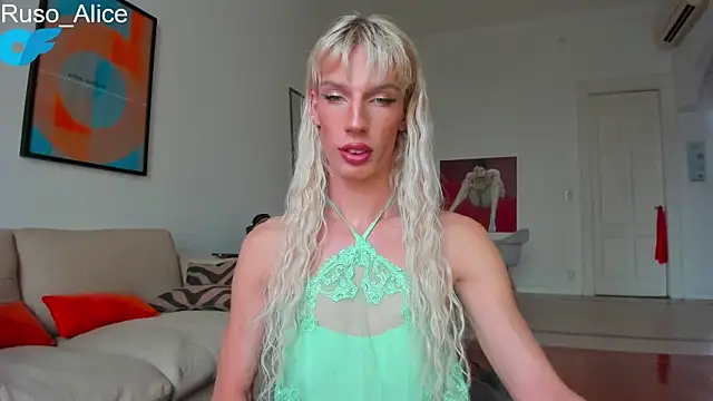 AliceSnowCatt online show from 8, 3, 2025