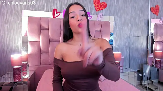 Chloe evans   online show from 2, 10, 2025