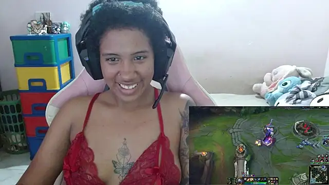 TiffanyRoouse online show from 9, 11, 2025