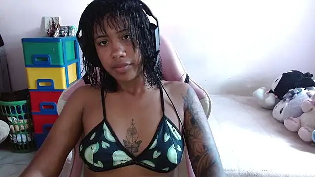 TiffanyRoouse online show from 25, 10, 2025