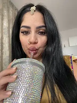  adelle online show from 7, 2, 2026