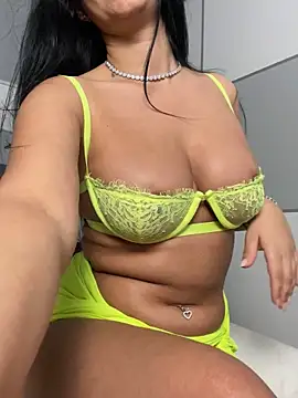  adelle online show from 19, 3, 2025