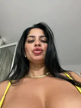  adelle online show from 17, 7, 2026
