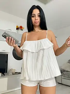  adelle online show from 19, 7, 2026