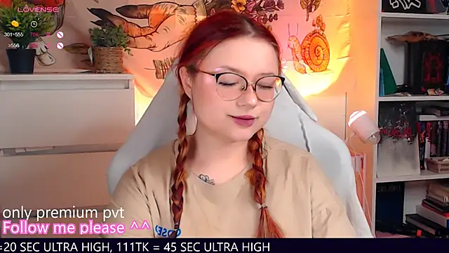 Snapshot of me__hanna chatting on 20, 11, 2025 me hanna online show from 20, 11, 2025