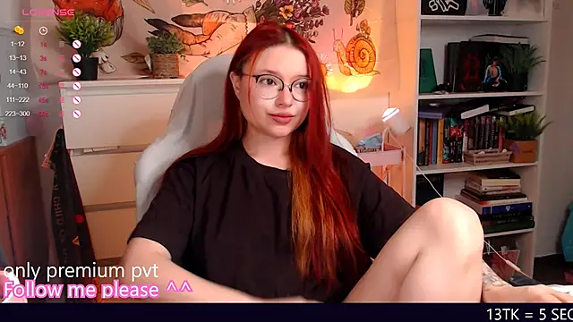 Snapshot of me__hanna chatting on 26, 11, 2025 me hanna online show from 26, 11, 2025