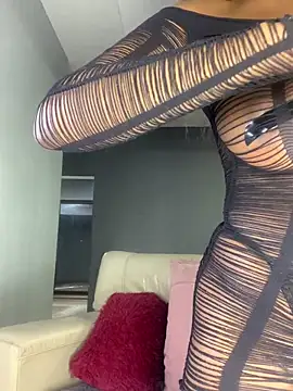 VeryGoodBadGirl1 online show from 19, 6, 2026