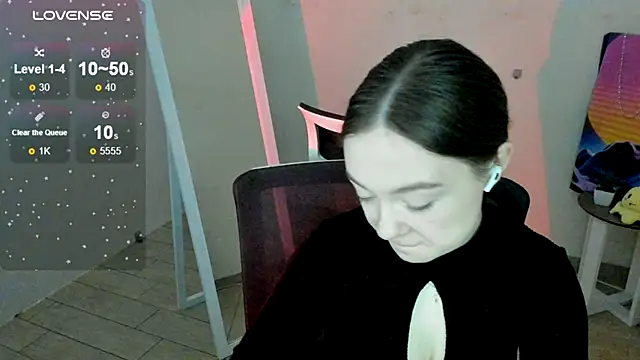 Snapshot of Florence_meow chatting on 19, 10, 2025 Florence meow online show from 19, 10, 2025