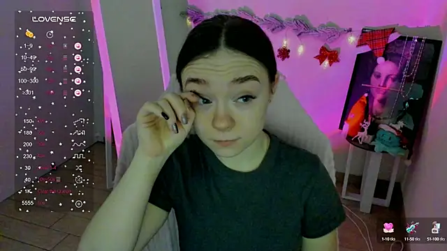 Snapshot of Florence_meow chatting on 29, 12, 2024 Florence meow online show from 29, 12, 2024