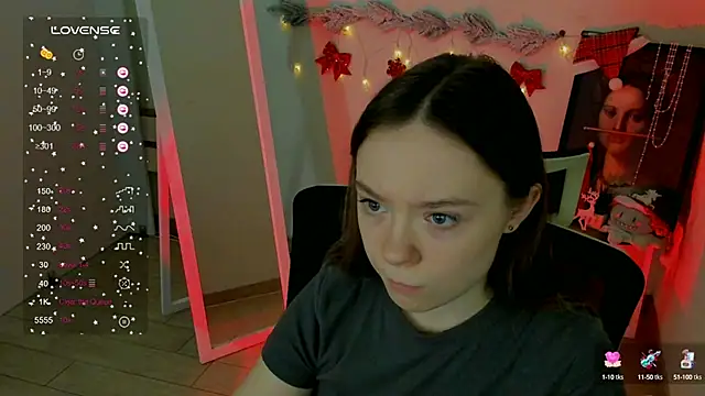 Snapshot of Florence_meow chatting on 21, 12, 2024 Florence meow online show from 21, 12, 2024