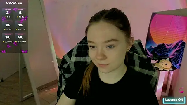 Snapshot of Florence_meow chatting on 18, 3, 2025 Florence meow online show from 18, 3, 2025