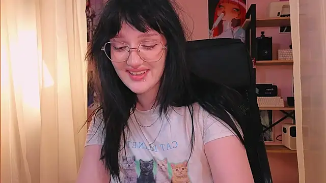 Snapshot of ELLIEJAY chatting on 2, 10, 2025 ELLIEJAY online show from 2, 10, 2025