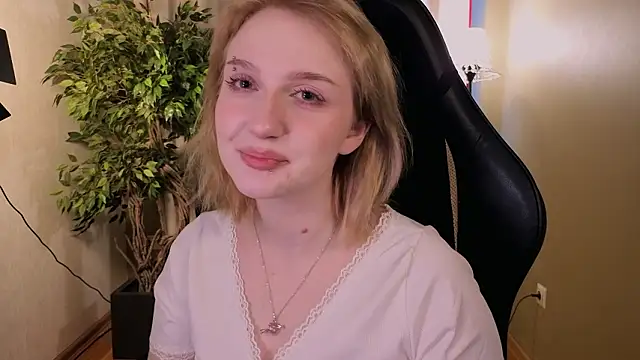 ELLIEJAY online show from 8, 3, 2026