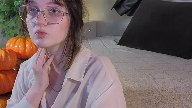 ELLIEJAY online show from 2, 11, 2025