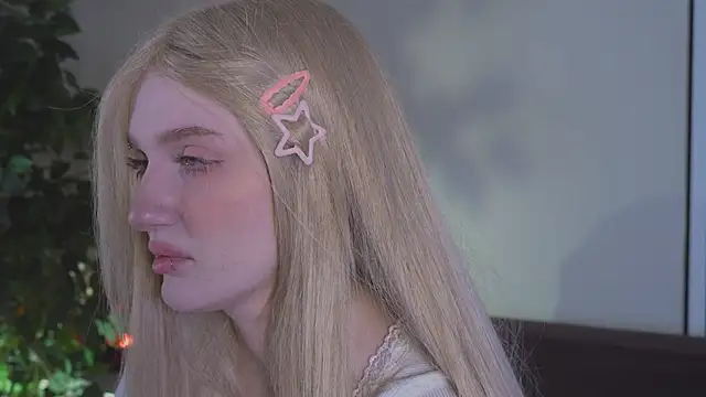 ELLIEJAY online show from 12, 4, 2026