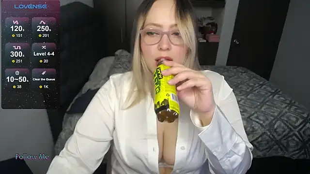 Valentina St online show from 21, 1, 2025