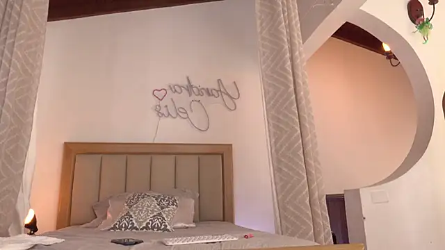Snapshot of yandracelisofficial chatting on 13, 5, 2026 yandracelisofficial online show from 13, 5, 2026