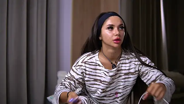 Snapshot of VanessaSimon chatting on 22, 5, 2026 VanessaSimon online show from 22, 5, 2026