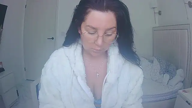magical mia online show from 22, 4, 2026