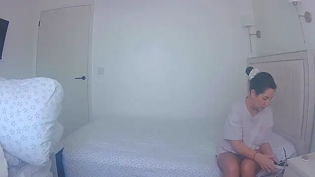 magical mia online show from 14, 4, 2026