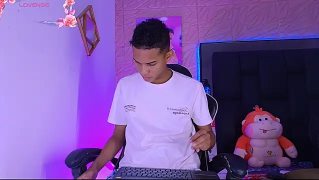 Snapshot of dilan_alfonzo chatting on 11, 6, 2026 dilan alfonzo online show from 11, 6, 2026