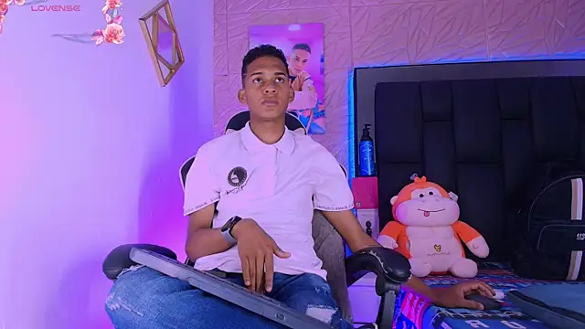Snapshot of dilan_alfonzo chatting on 20, 5, 2026 dilan alfonzo online show from 20, 5, 2026