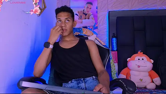 Snapshot of dilan_alfonzo chatting on 24, 6, 2026 dilan alfonzo online show from 24, 6, 2026