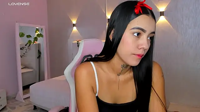 miagomezweb1 online show from 22, 2, 2025