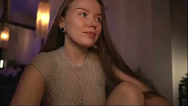 DaisyStacey online show from 21, 7, 2026