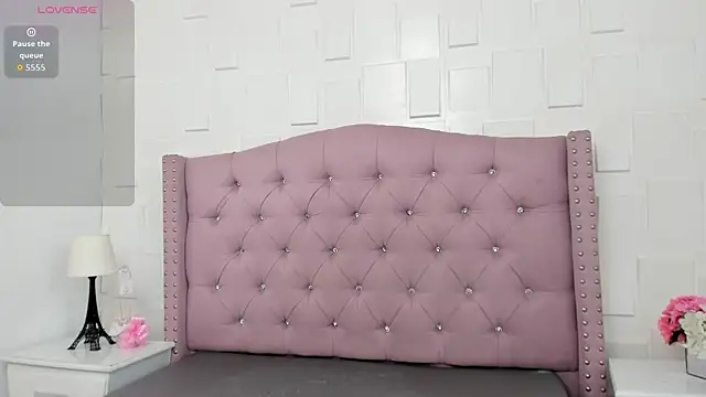 MonicaSchwartz online show from 18, 2, 2026