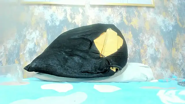 MonicaSchwartz online show from 21, 12, 2025