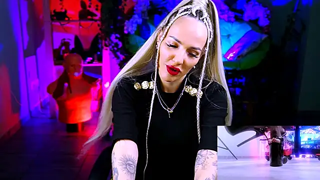 MonicaMaxwel online show from 3, 11, 2025