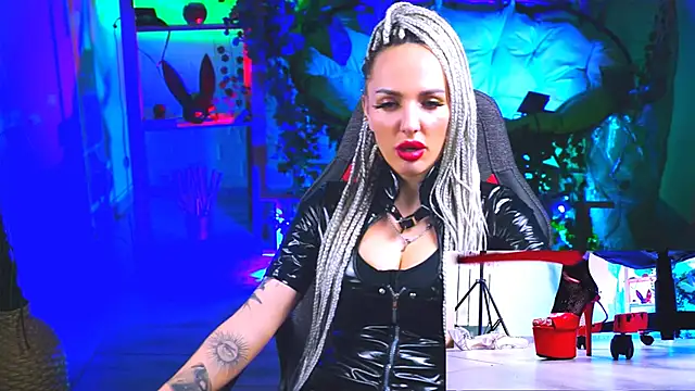 MonicaMaxwel online show from 10, 3, 2025