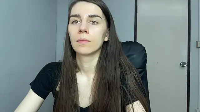 Snapshot of SassyJessi chatting on 4, 6, 2026 SassyJessi online show from 4, 6, 2026